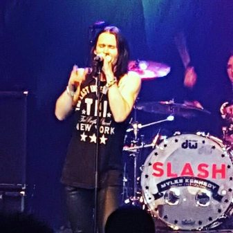 © detailsfurniture