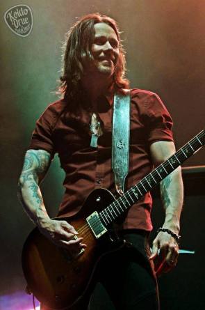 Myles Kennedy avec Alter Bridge en première partie d'Aerosmith à Bilbao